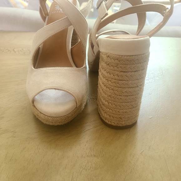 Yellowbox Platform Sandals size 8.5 - Picture 2 of 7